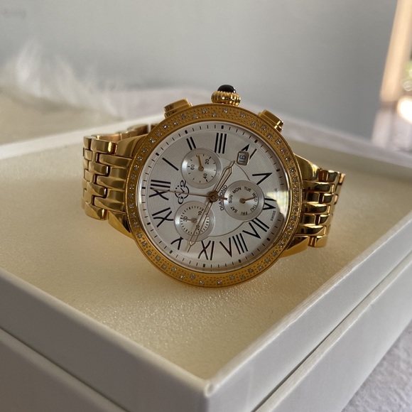 GV2 by Gevril Astor Chronograph Womens Diamond Swiss Quartz Gold Watch - Picture 4 of 15